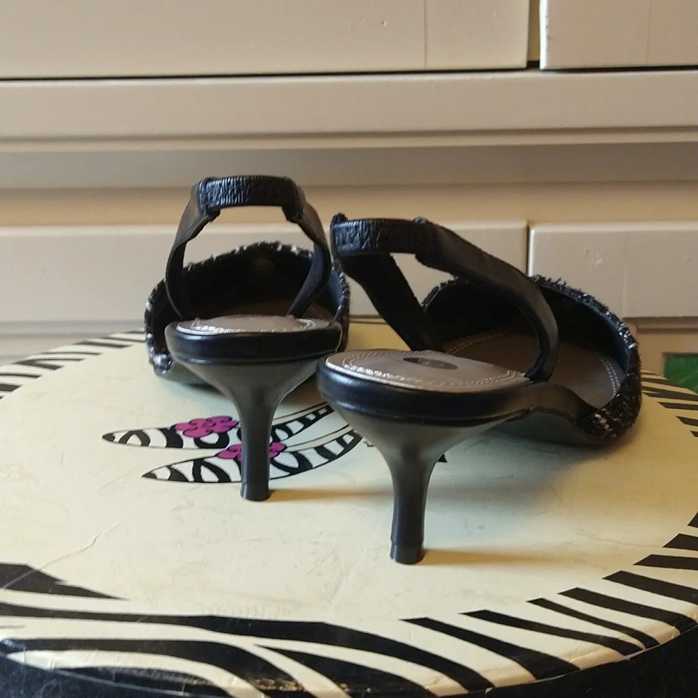NIB dressbarn woven black and cream slingbacks Sz 8.5 - Picture 5 of 8